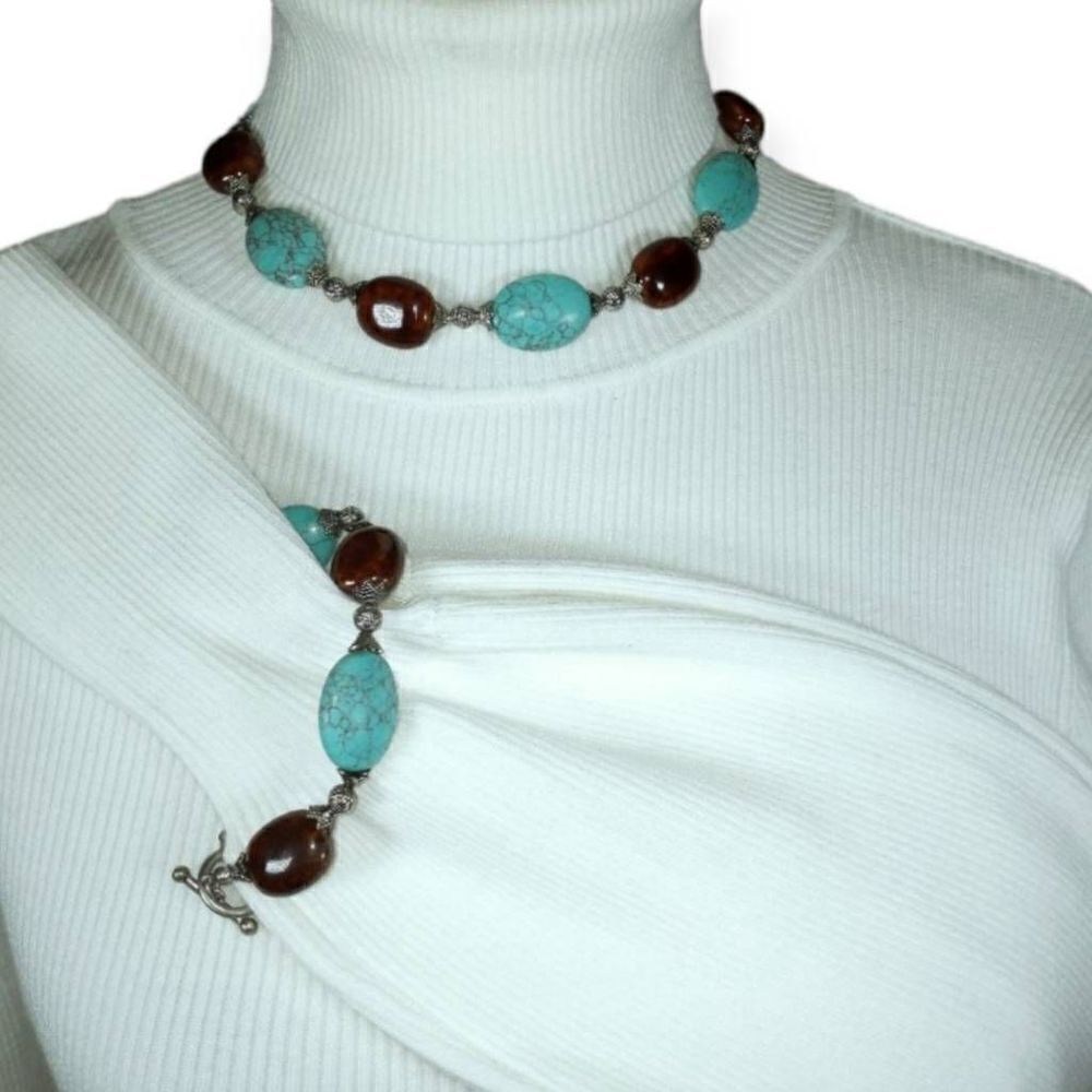 TURQUOISE & BROWN NECKLACE & BRACELET SET OS EUC.